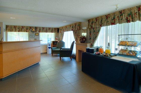 Ramada By Wyndham 2* Kingston